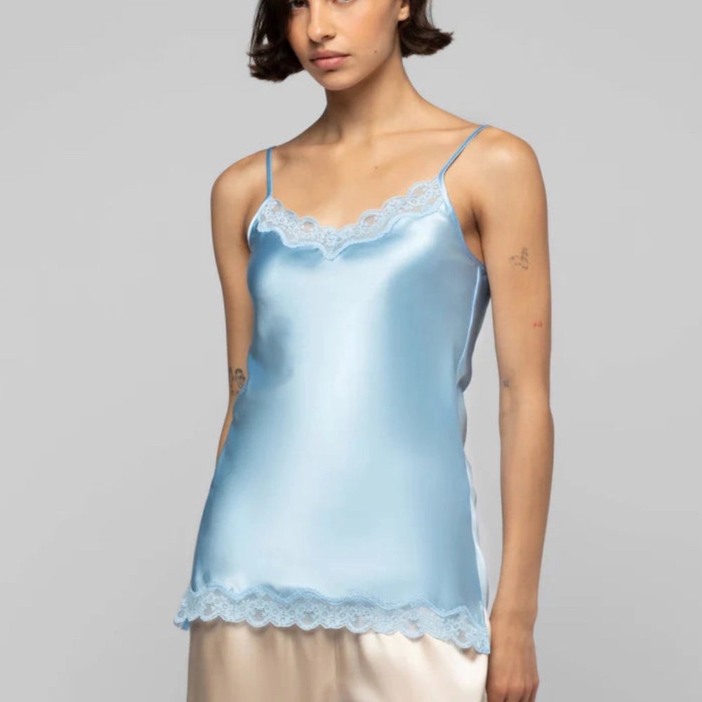 Tathenais Top ~ Sky Blue